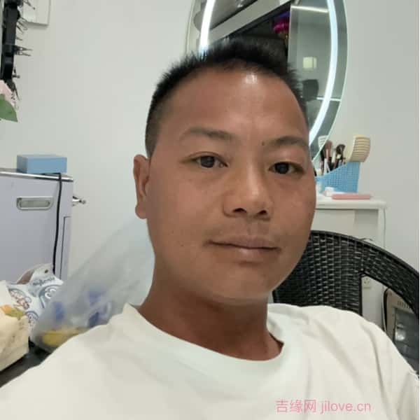 云南35岁单身帅哥真诚找对象-新干征婚相亲网